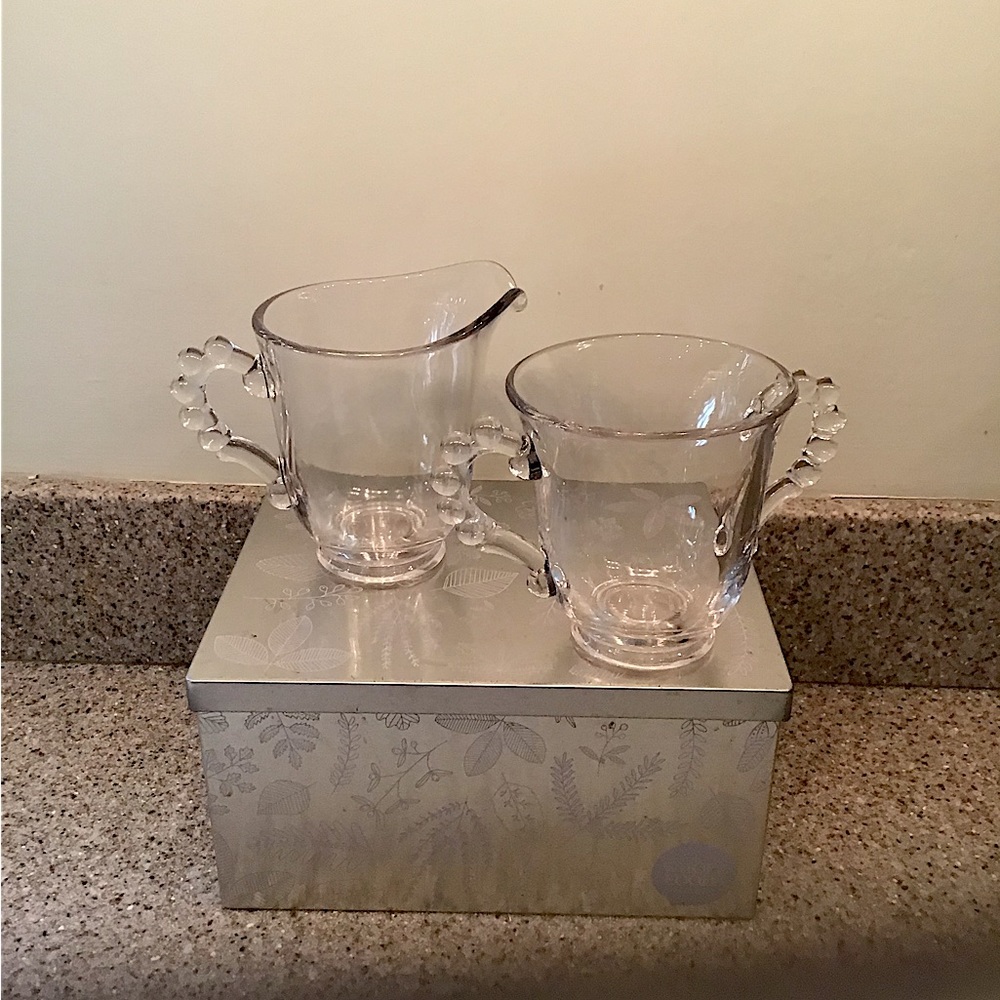 VINTAGE CANDELWICK CREAMER & SUGAR BOWL.